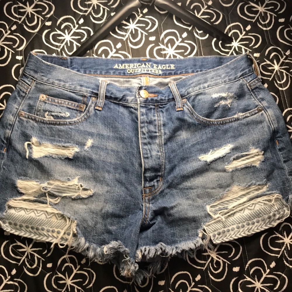 American Eagle Vintage High-rise Denim Shorts